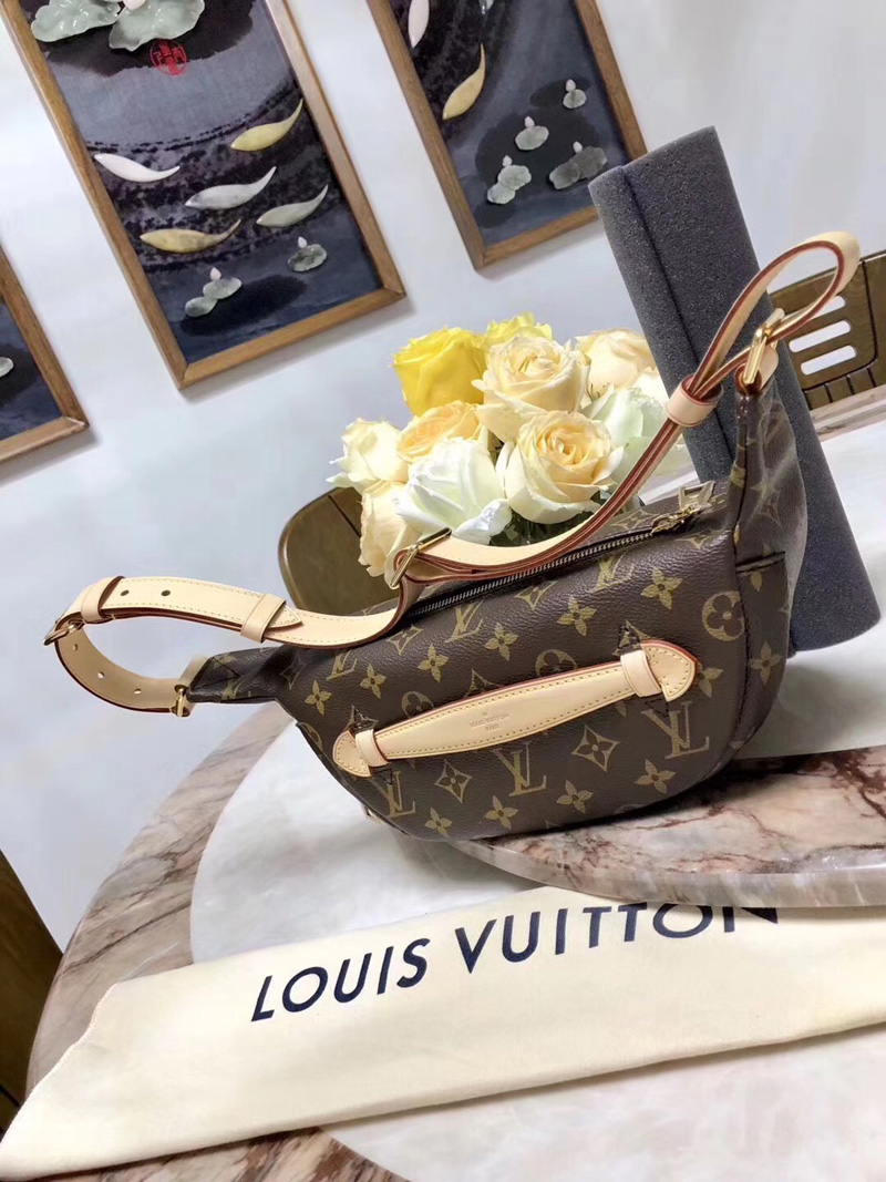 M43644 LV Bumbag 腰包 LV2018新款男女通用腰包 LV斜跨單肩包
