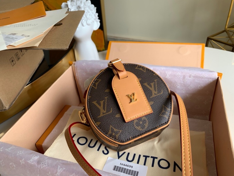 M44699 LV MINI BOITE CHAPEAU 手袋 Monogram 涂層帆布 LV圓餅包