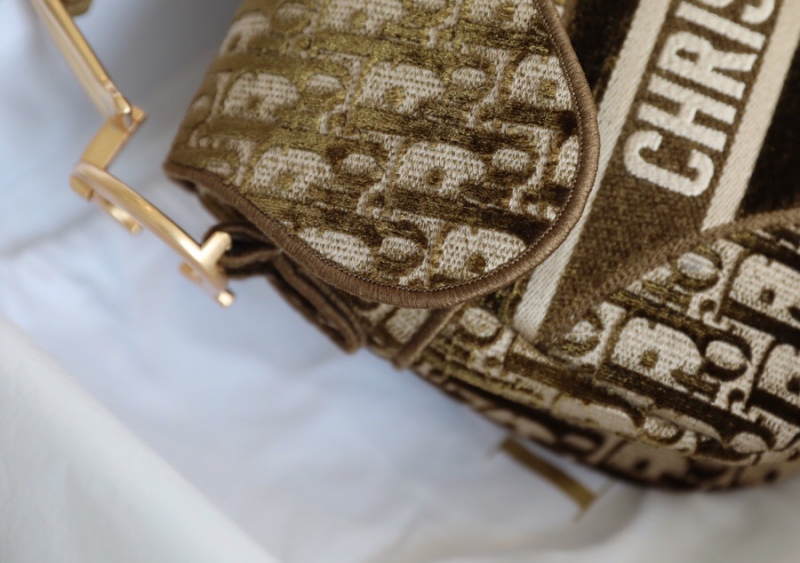 M0446 Dior Saddle手提包 棕色天鵝絨 Oblique 印花馬鞍包