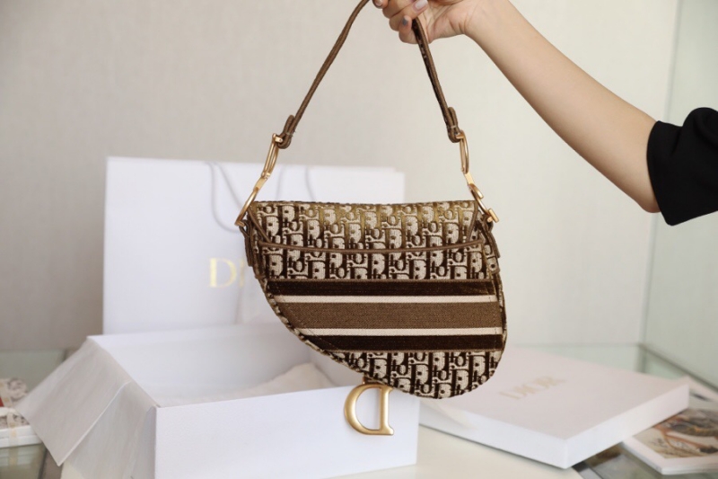 M0446 Dior Saddle手提包 棕色天鵝絨 Oblique 印花馬鞍包