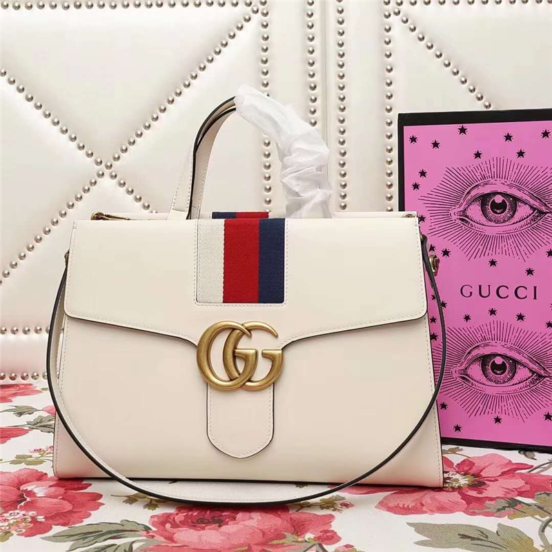 476470 GUCCI 新款 牛皮 GG翻蓋單肩包 白色