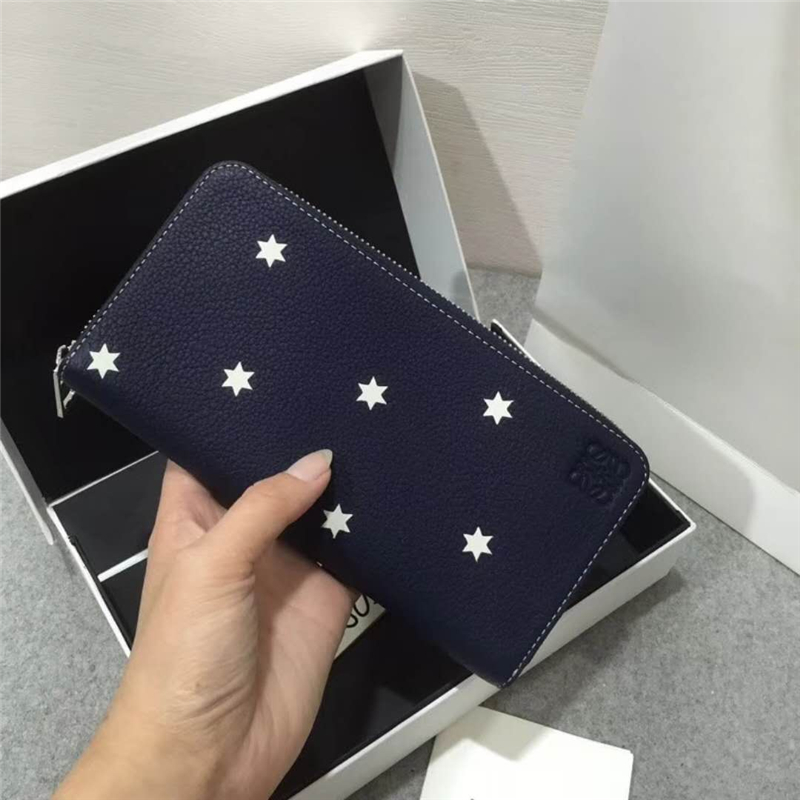 3573 Loewe羅意威 全新stars系列 皮革 拉鏈錢夾 藏藍色