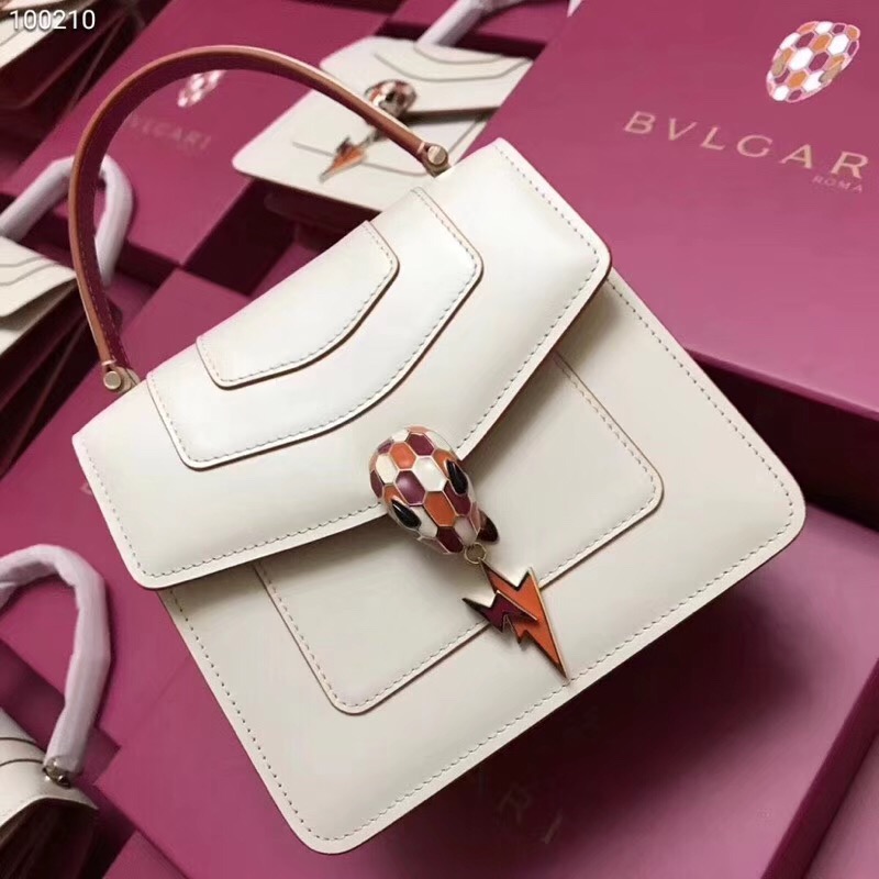 Bvlgari寶格麗 18新款 純色 回紋翻蓋 琺瑯蛇頭 手提風(fēng)琴包 白色