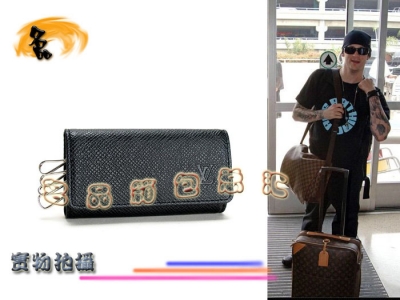 M30522 LV09���¿� LV耳װ� LV�� LV�а� LVʮ�ּy