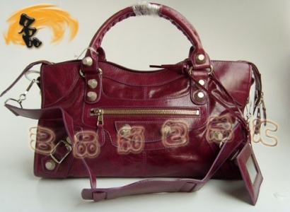 084328A �������ҕr������� BALENCIAGA����C܇�� ���¿����eŮʿб���