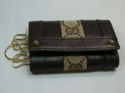 120846 GUCCI���¿� GUCCI耳װ� ��������ɫPU���ϕr����ʿ耳װ�