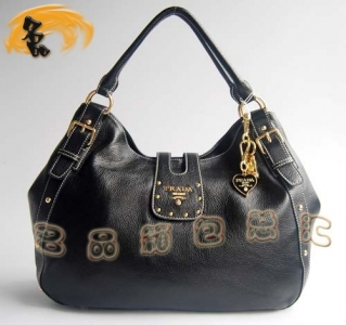 091228 �����_ �������u���eŮ�� Prada���¿� Prada����� ��ɫ