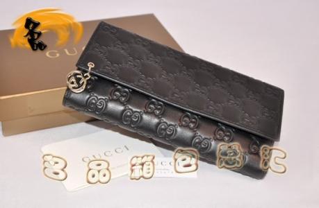 212104 GUCCI�L���X�� GUCCI��(j��ng)���pGţƤ����Ůʿ�X�� ����Ʒ�|(zh��) ��ɫ