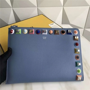 FENDI �ҵ� 0365L �¿���ܛСţƤ��ɫ�Tᔭh�@������ð� �{��ɫ