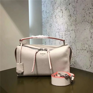 FENDI �ҵ�  8762 2017�¿� ţƤŮʿ�μ������ �_�R��ʿ�D�� �װ�ɫ