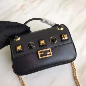 FENDI 1765 17�¿�СţƤ��ɫ�Tᔰ� �pMICRO BAGUETTE  �pF��朗l�� ��ɫ�ڽ��T�