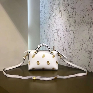 Fendi �ҵ� 2017�¿� By The way Mini ���CŮʿ������ ��ɫ