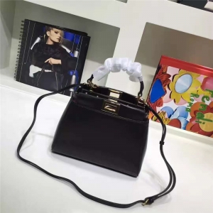 2590 FENDI �ҵ� ƴɫܛ��� ����� �ɂ�(g��)��(n��i)�� ������� ��ɫ