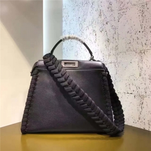 FENDI  �ҵ�7210 СţƤ������� Ƥ�l���� ���K�玧 ������