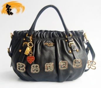 80066 ��ƷƷ�|(zh��) Prada���¿� �M(j��n)��ţƤ�r��Ů�� Pradaб��� Prada����� ��ɫ
