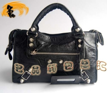 084332A Balenciaga�C܇�� �μ�� ������������� �M����Ƥ���yᔕr��Ů�� ��ɫ