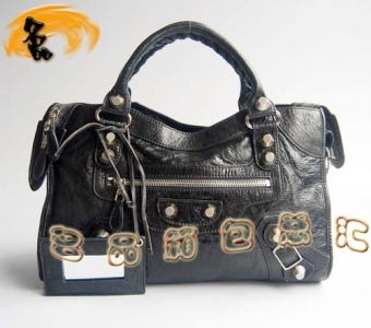 084332A Balenciaga�C܇�� �μ�� ������������� �M����Ƥ���yᔕr��Ů�� ���ɫ