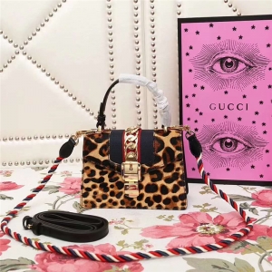 470270 GUCCI Sylvie�¿� ���y��朿� �����K�玧 ������ ��ɫ