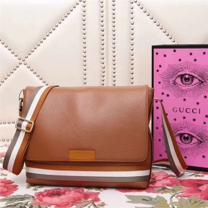 281422 GUCCI ��ʿ�̄����e ��Ƥ �μ�б��� ��ɫ