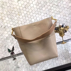 Celine ِ�� Seau Sangle СţƤ ���玧 SangleˮͰ�� ����ɫ