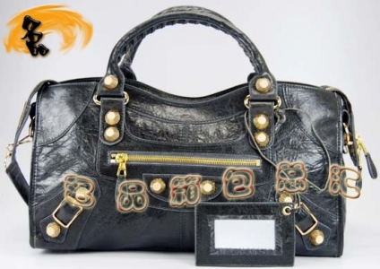 084328B  BalenciagaŮ�� ����� �������҆μ�� �M����Ƥ�r�����eŮ�� ���ɫ