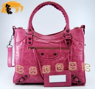 084616  Balenciaga�C(j��)܇�� �������҆μ�� �M(j��n)��ţƤ��(j��ng)��r(sh��)��Ů�� �ۼtɫ