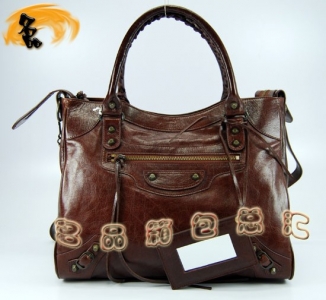 084616  Balenciaga�C(j��)܇�� �������҆μ�� �M(j��n)��ţƤ��(j��ng)��r(sh��)��Ů�� ��ɫ