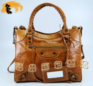084616  Balenciaga�C(j��)܇�� �������҆μ�� �M(j��n)��ţƤ��(j��ng)��r(sh��)��Ů�� ����� �ɫ