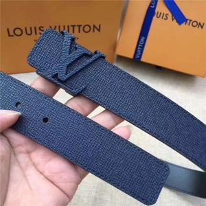 LVƤ�� ԭ��Ʒ�| �M��ţƤ �ֹ��p�� Louis vuitton �{ɫ