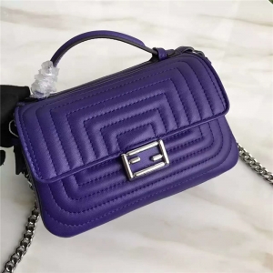FENDI �ҵ� 8770 �r(sh��)�b��� Micro Baguette ���y�p��朗l�� ��ɫ