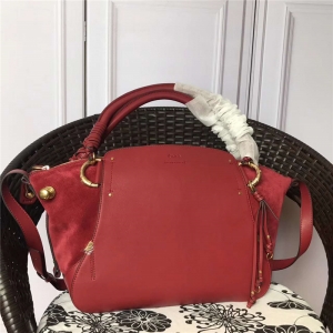 Chloe ������ Owen Bagϵ�� �M(j��n)��ţƤ ƴƤ�μ�б��� Chloe��Ӱ� �tɫ
