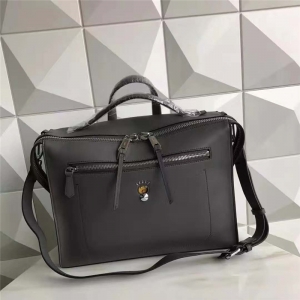 FENDI �ҵ� 2522 ��ɫСţƤ ����(du��)�Q(ch��ng)���� ���μ米��