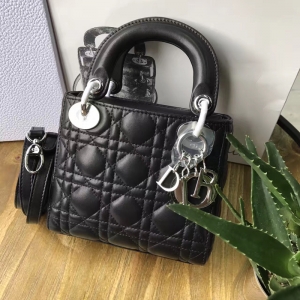 Dior�ϊW Lady Dior ����ϊW������ Mini���� ��ɫ��Ƥ Dior朗l�� �y��