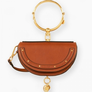 Chloe Nile�֭h(hu��n)�� ������Nile�⻬СţƤС̖���b�� chloe��Ӱ� ����ɫ