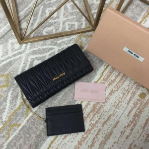 �����X������؛ 20176��پW�¿� miumiu �ް���Ƥ�ְ�