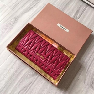 miumiu������ް��X�� 2017�پW�L���X��