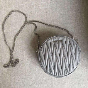 MiumiuŮ�� 2017�پW�¿� ���� 피��M�ھd��Ƥ