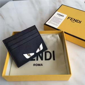 FENDI �ҵ� С�֫F�����۾� 2JOURS �_�RţƤ��Ƭ�A ī��ɫ