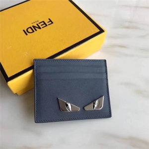 FENDI �ҵ� С�֫F�����۾� 2JOURS �_�RţƤ��Ƭ�A �Һ�ɫ