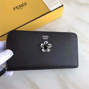 FENDI �ҵ� СţƤCRAYONS 2017�¿� �b��pɫƤ��ˮ�������L���X�� ��ɫ
