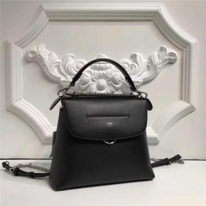 Fendi �ҵ� T�_���ͬ�� BACK TO SCHOOL����ϵ�� �μ�б����� ��ɫ