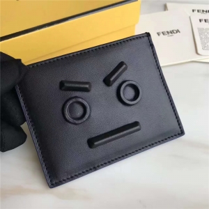 FENDI �ҵ� 2017�¿� face����ͬɫ�N�� СţƤ ���A�ӿ�Ƭ�A  ��ɫ