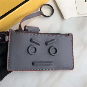 FENDI �ҵ� 2017�¿� face����ͬɫ�N�� СţƤ ���X��耳װ� ��ɫ