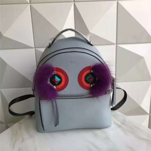 FENDI �ҵ� �����¿� С�֫F��ëë���۾��T� �p��� ��ɫ