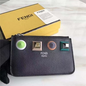 FENDI �ҵ� 1513 2017�¿�ŮʿƤ�|(zh��)�T��b̿�������X�� ��ɫ