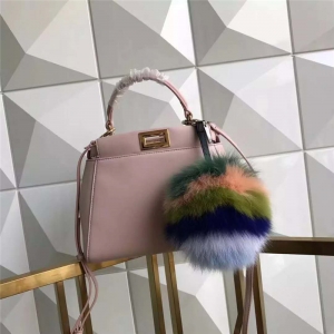 2590 FENDI �ҵ� ܛ��Ƥ������� �ɂ��ȴ� ������� ��ɫ