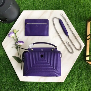 299 FENDI �ҵ� DOTCOM CLICK �r�b��� ���y܇�p�� �������� ��ɫ