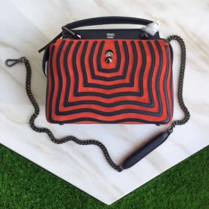 8785 FENDI �ҵ� СţƤ�r�b��� ˮ���y ����б���� �tɫ