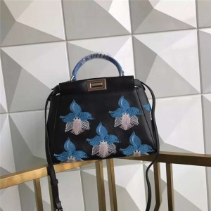 2590 FENDI �ҵ� �C���r�b�� �ֹ����C �����б��� �\�{��