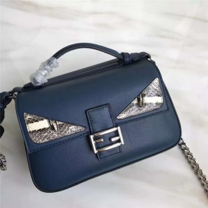 8765B FENDI �ҵ� DOUBLE MICRO BAGUETTE �۾��D�� 朗l�� �{ɫ